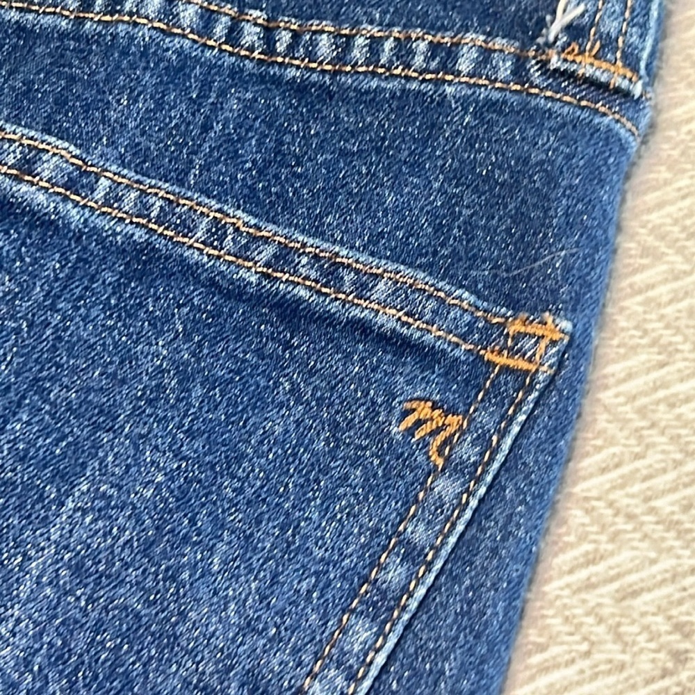 Madewell Denim Skirt. Madewell Jean Skirt.  Size 24 - Picture 3 of 9